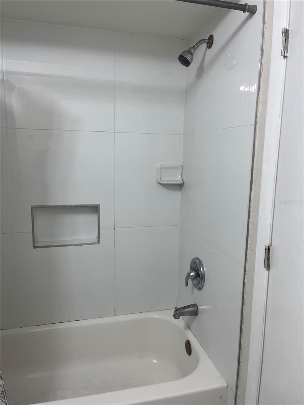 Listing Photo 9