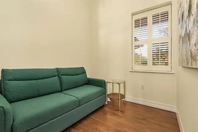 Listing Photo 23