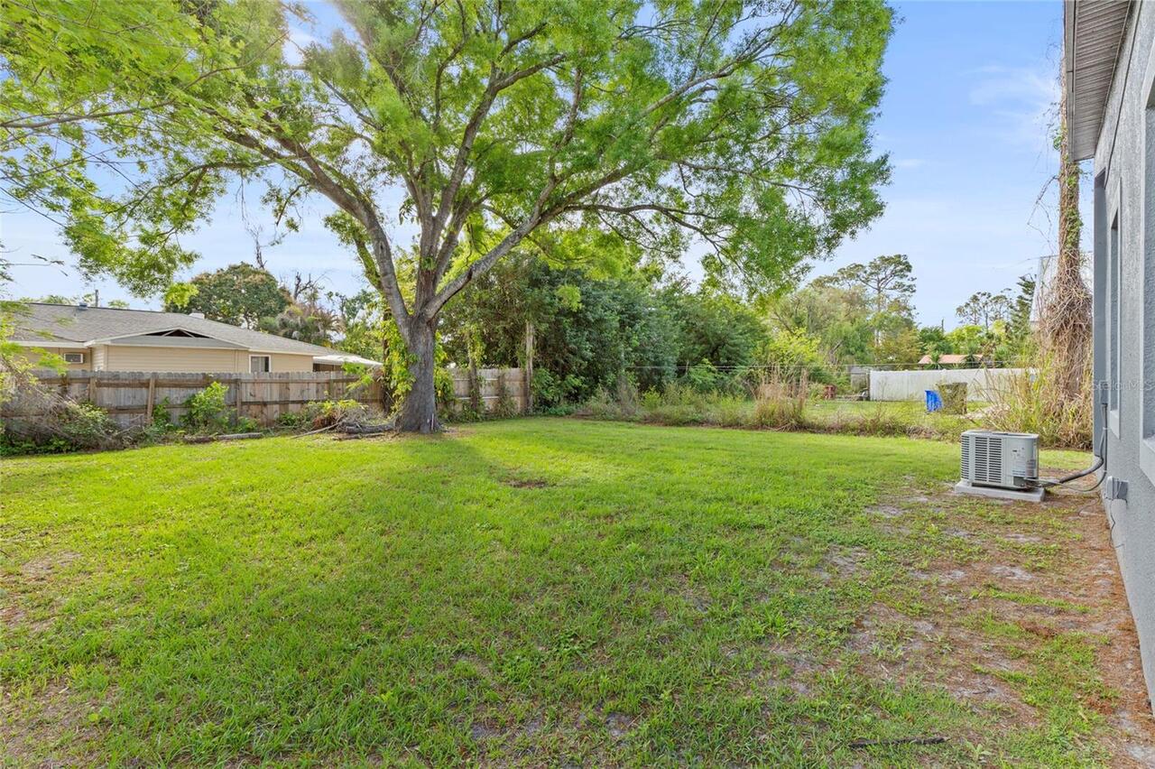 Listing Photo 14