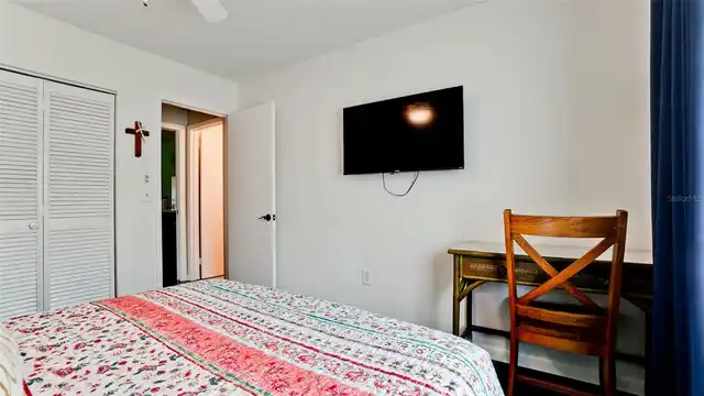 Listing Photo 17