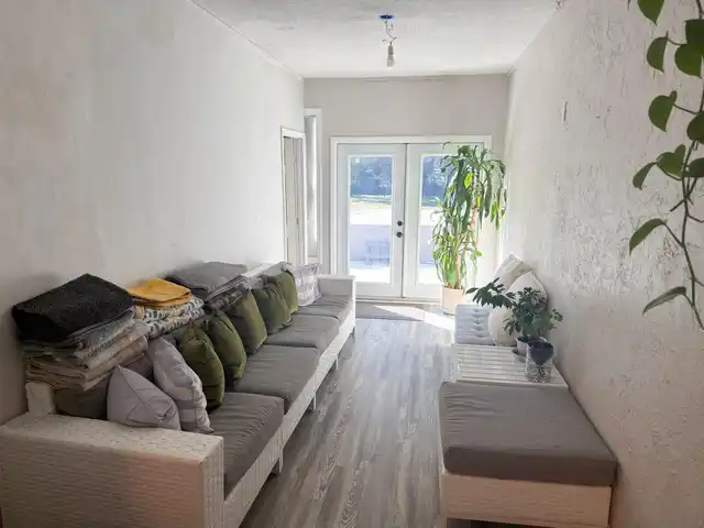 Listing Photo 19