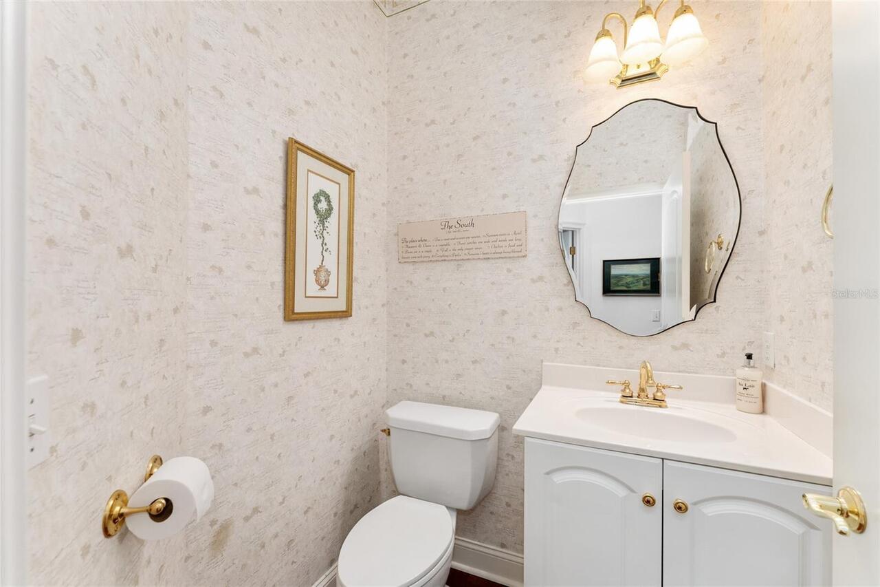 Listing Photo 17