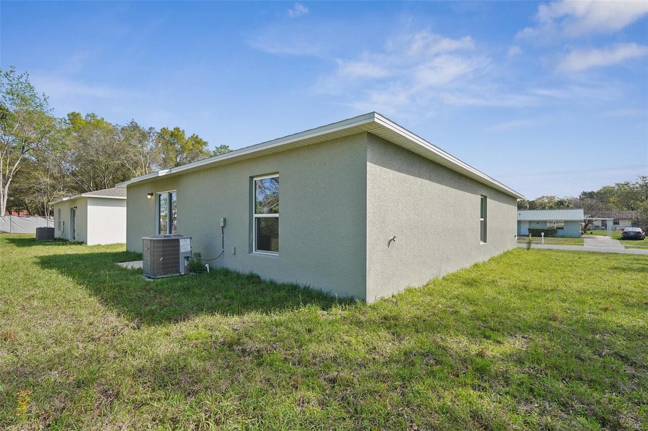 Listing Photo 7