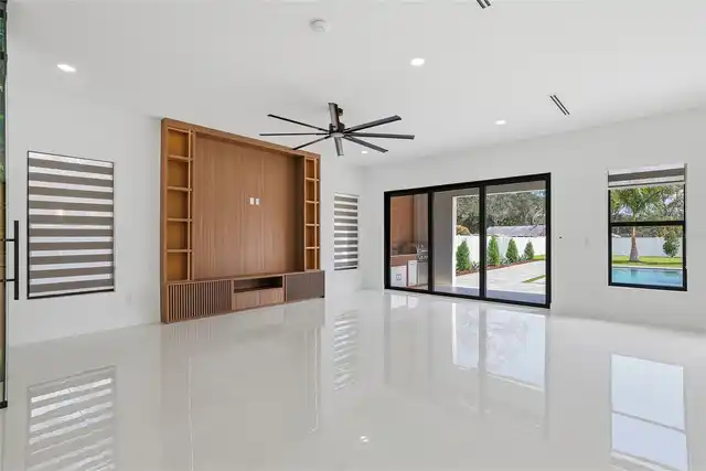 Listing Photo 30