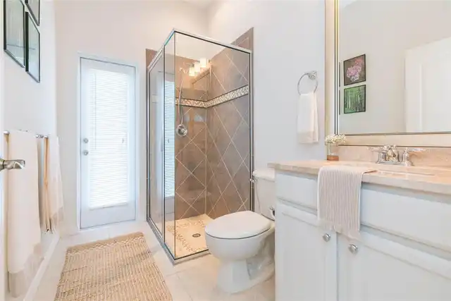Listing Photo 35