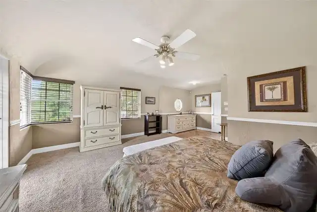 Listing Photo 21