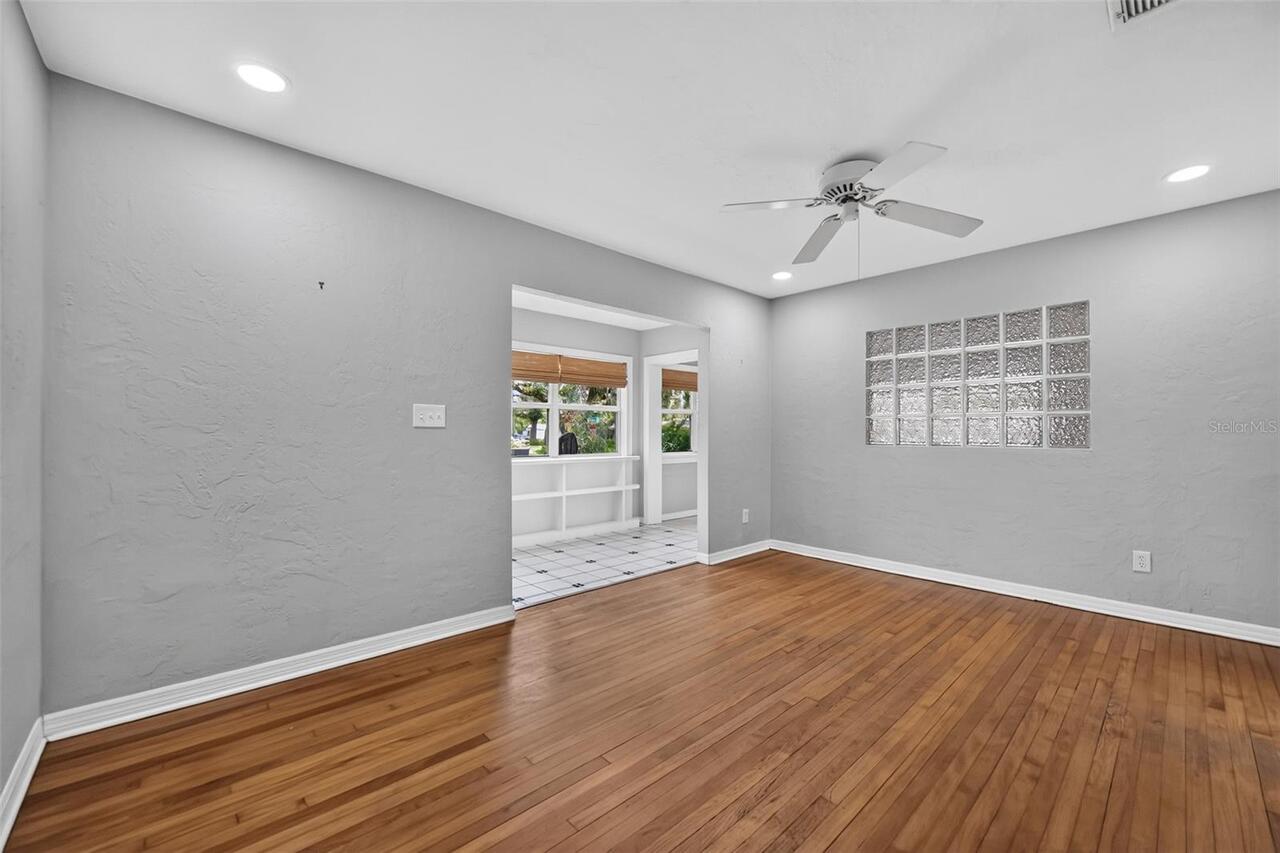Listing Photo 7