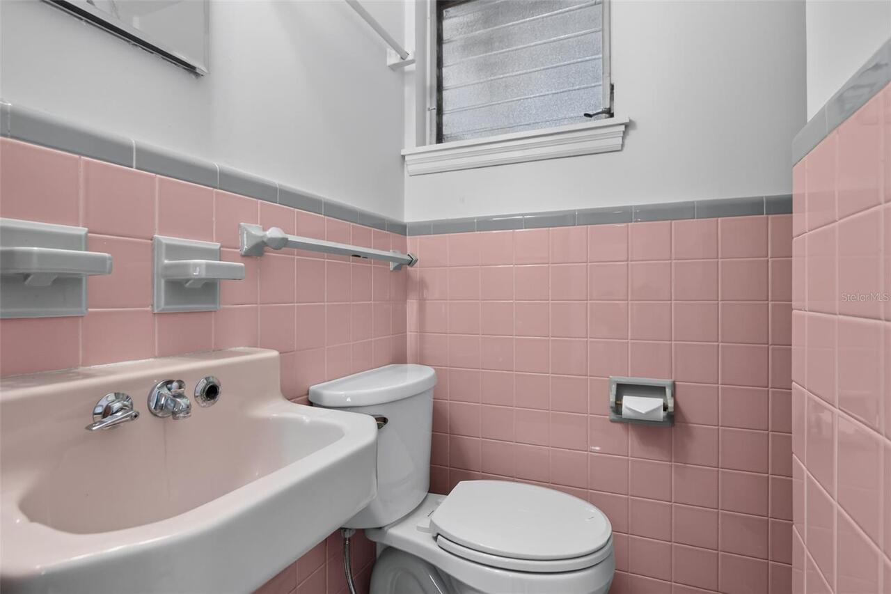 Listing Photo 17