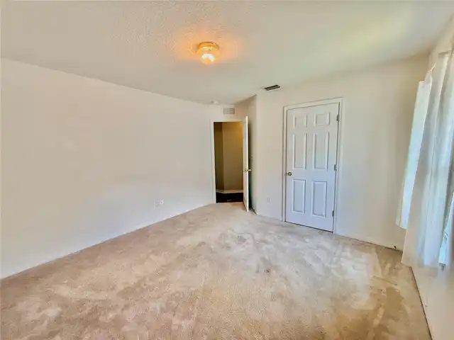 Listing Photo 36
