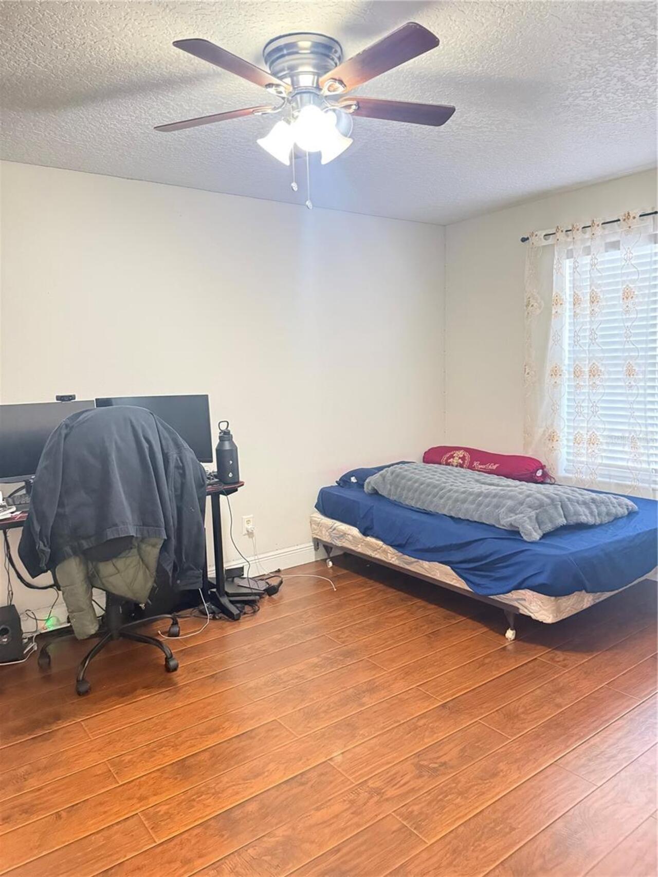 Listing Photo 14