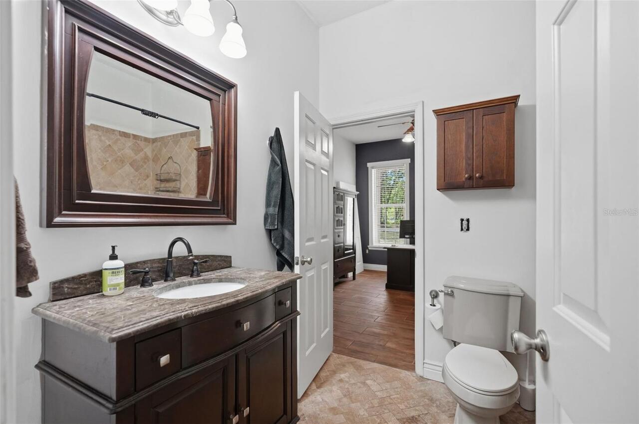 Listing Photo 17