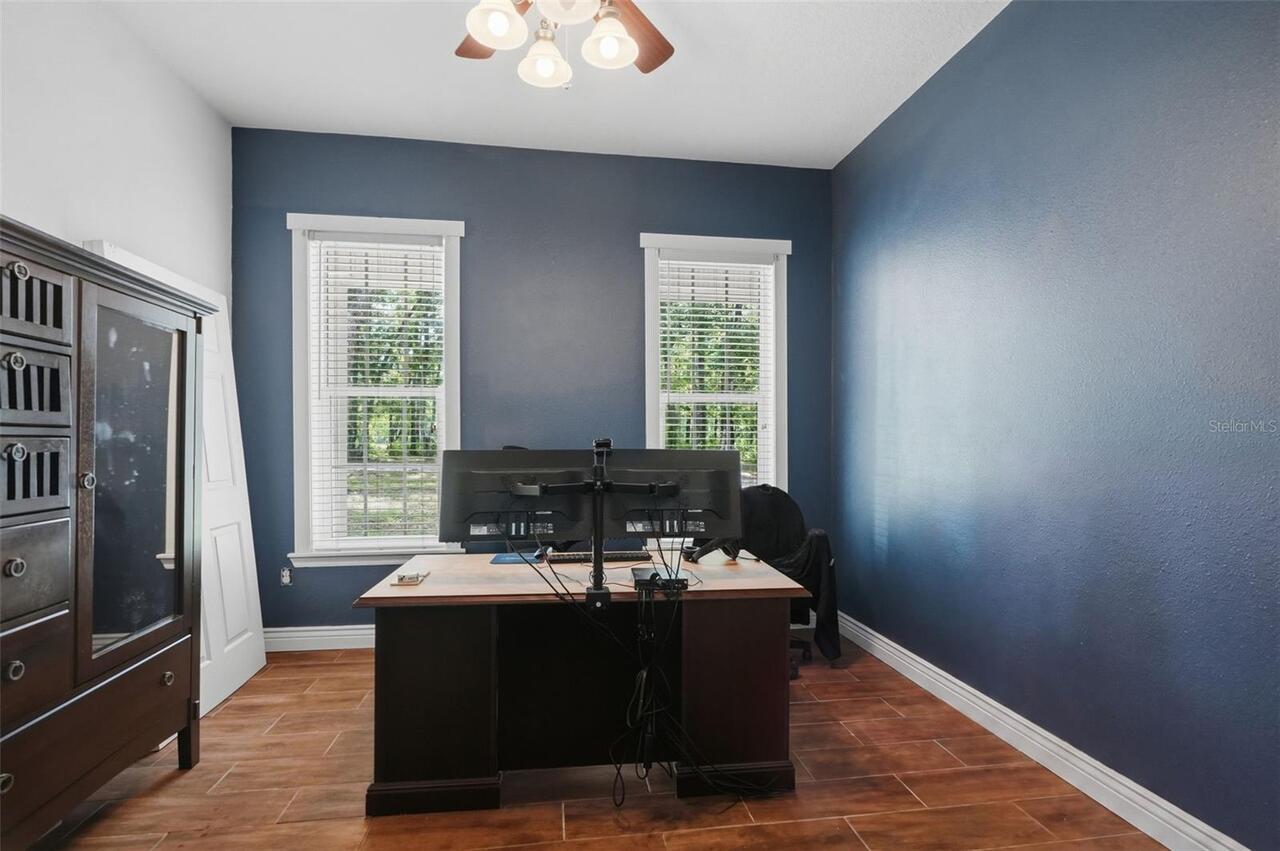 Listing Photo 18