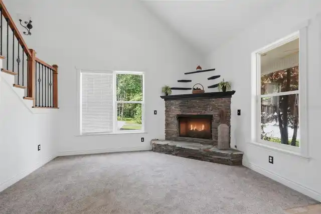 Listing Photo 7