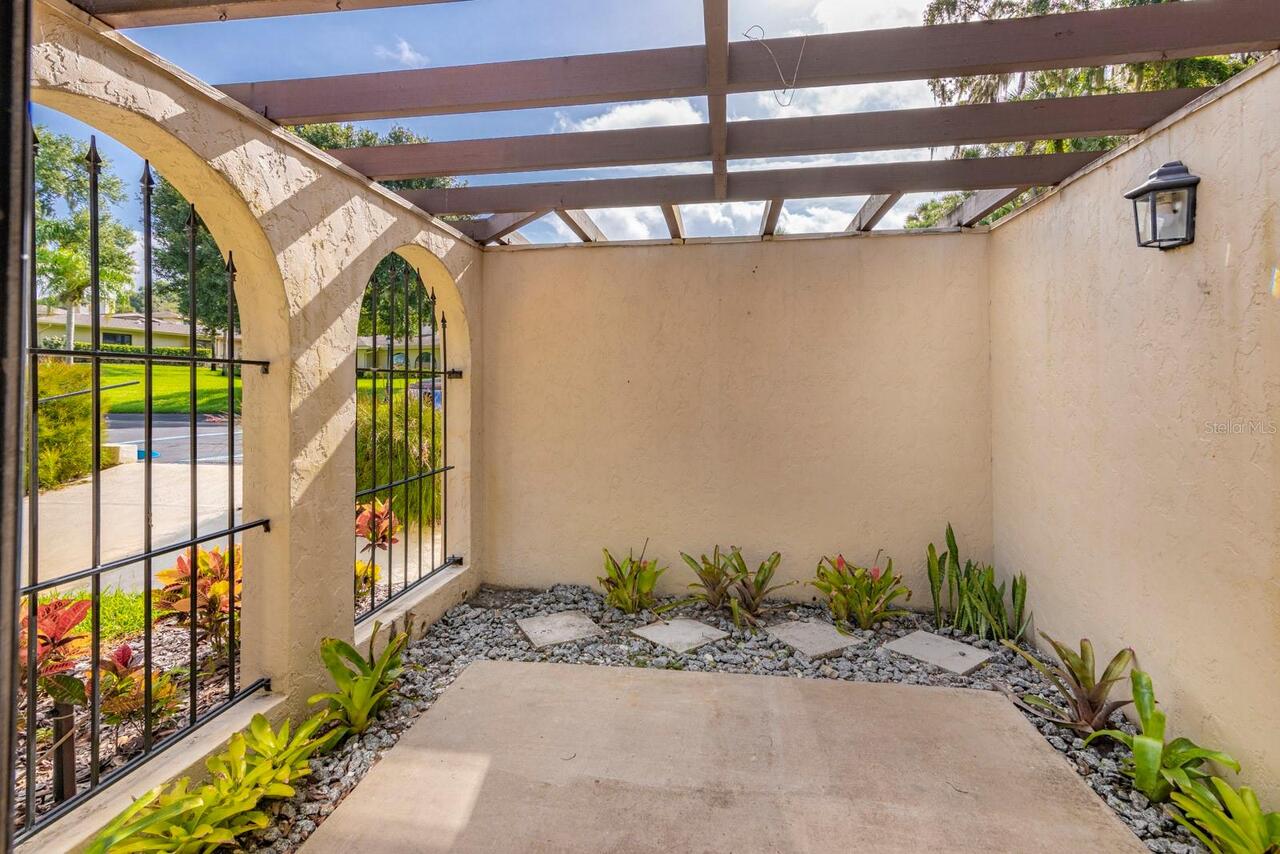 Listing Photo 10