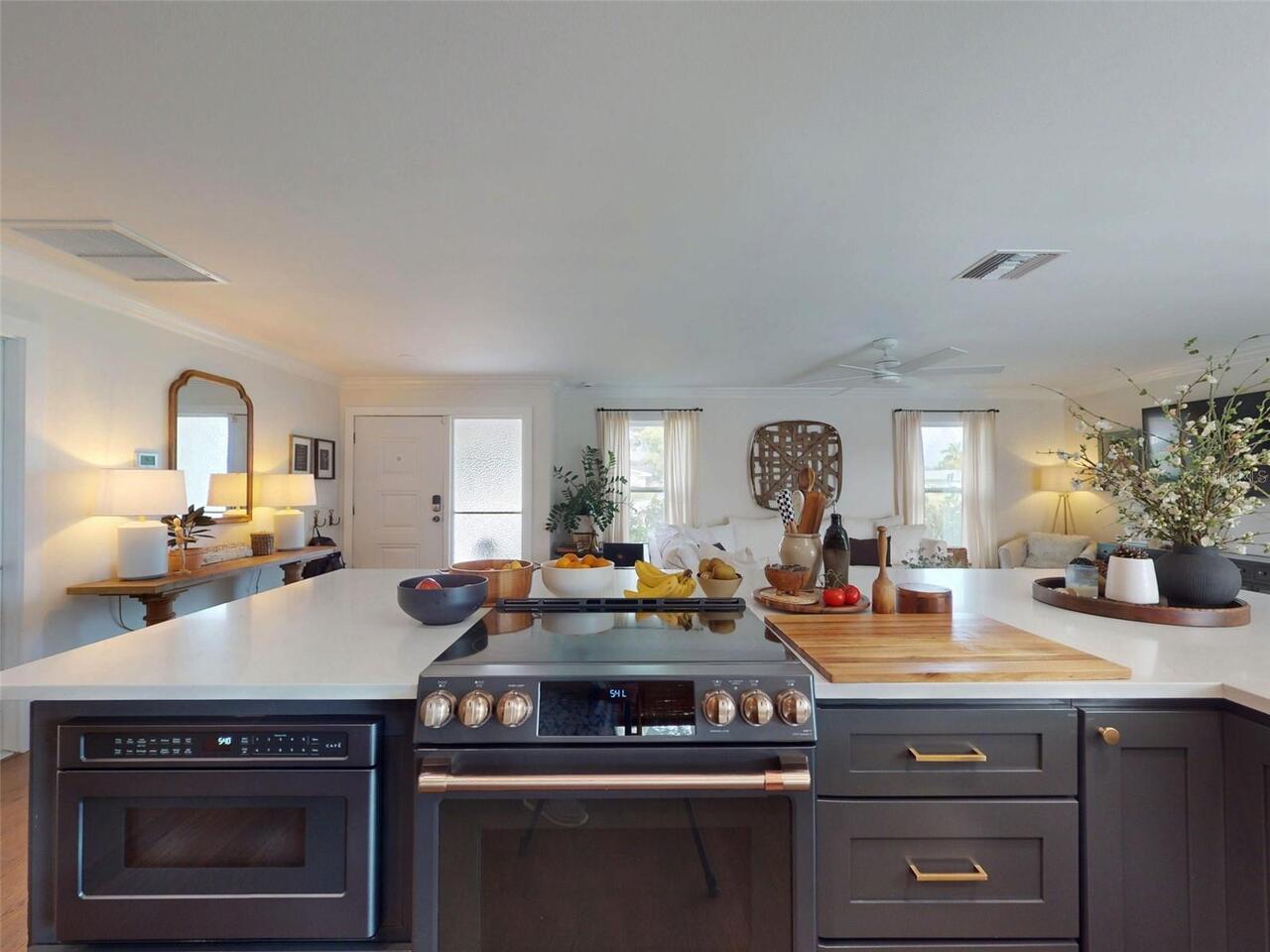 Listing Photo 14
