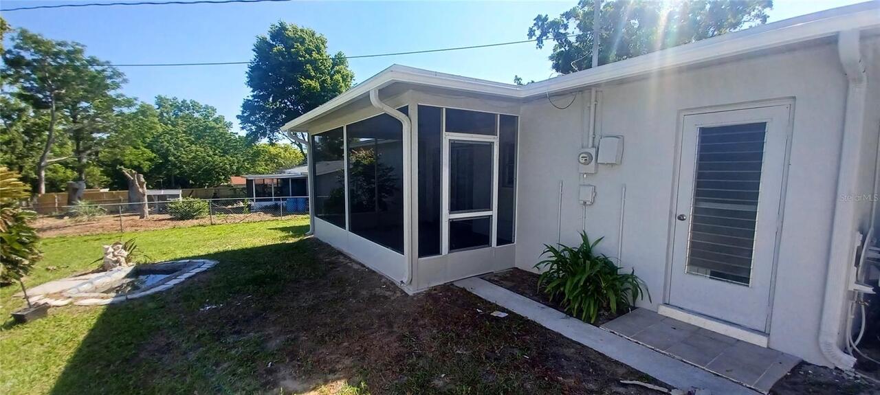 Listing Photo 11