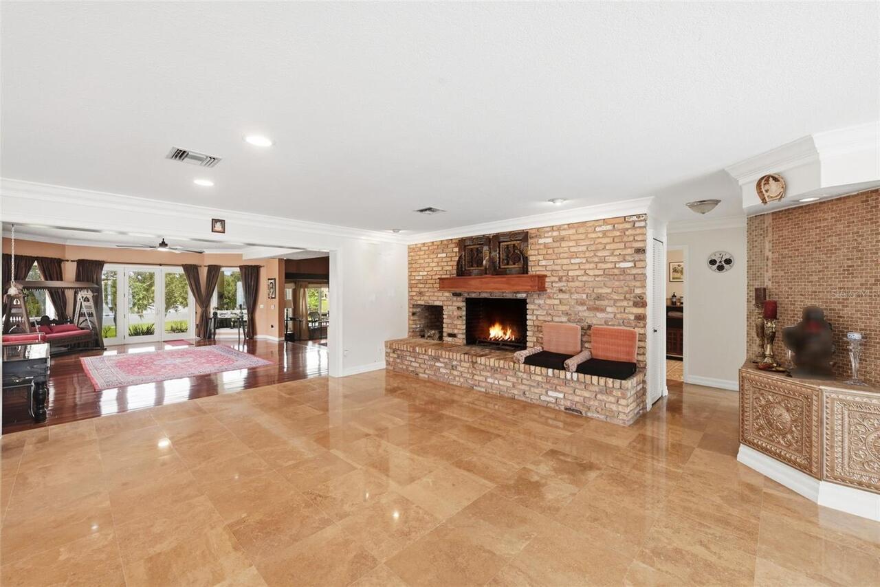 Listing Photo 14