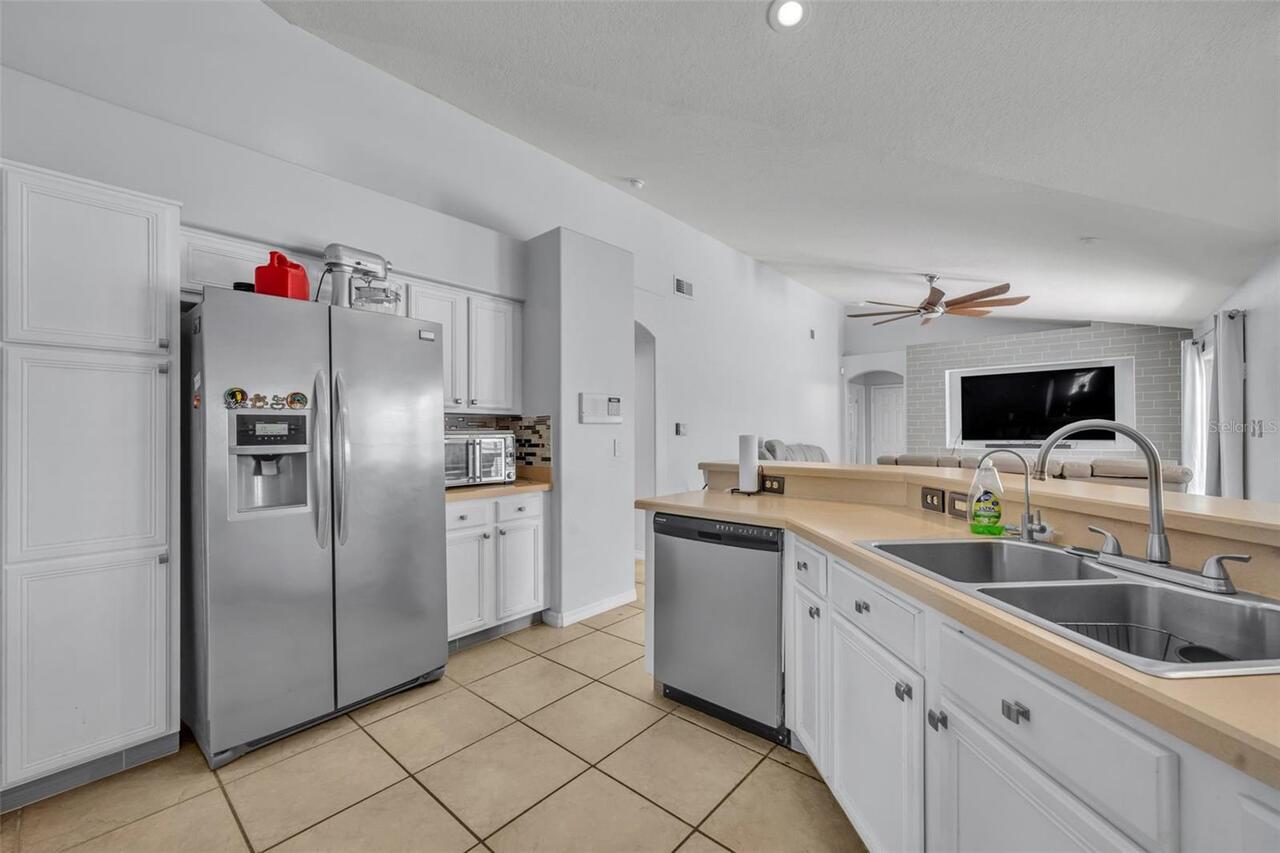 Listing Photo 17