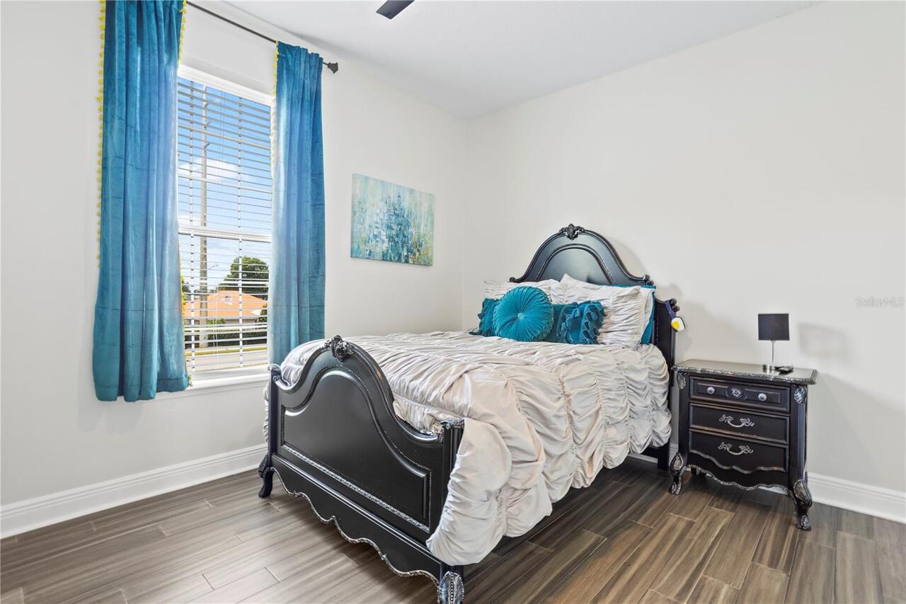 Listing Photo 28