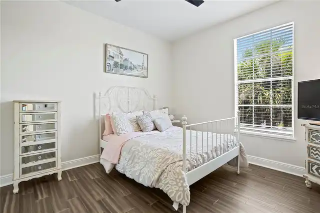 Listing Photo 32