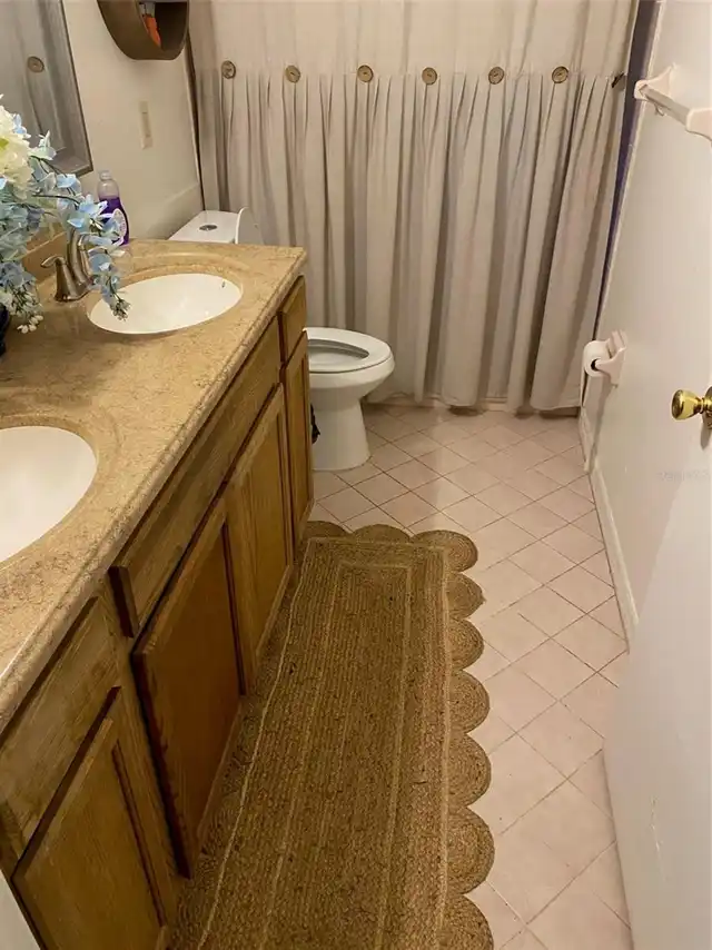 Listing Photo 15