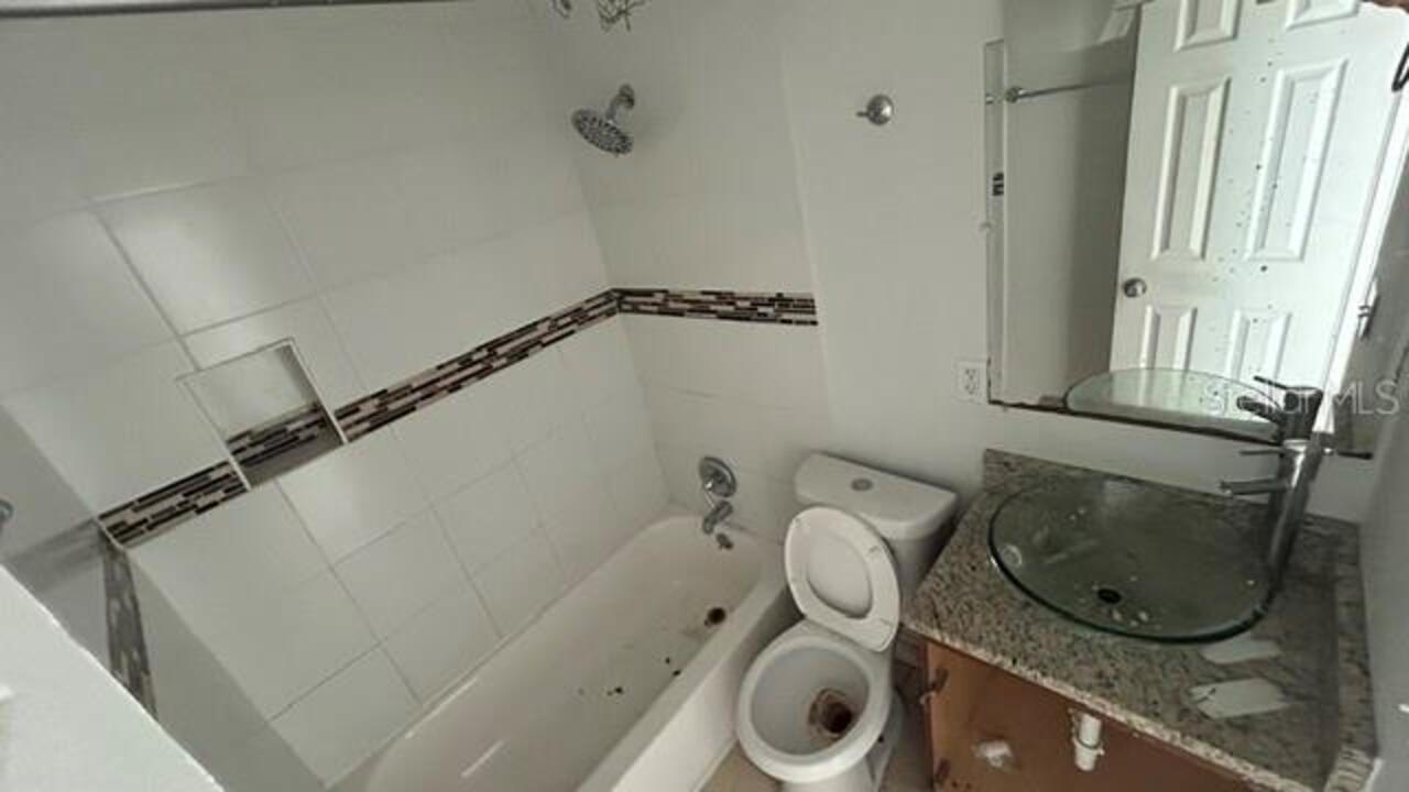 Listing Photo 14