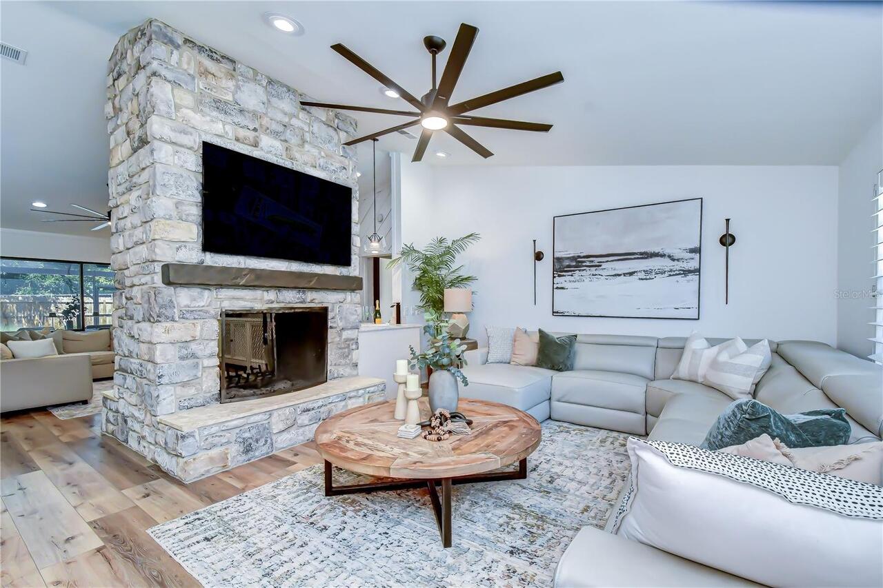 Listing Photo 8