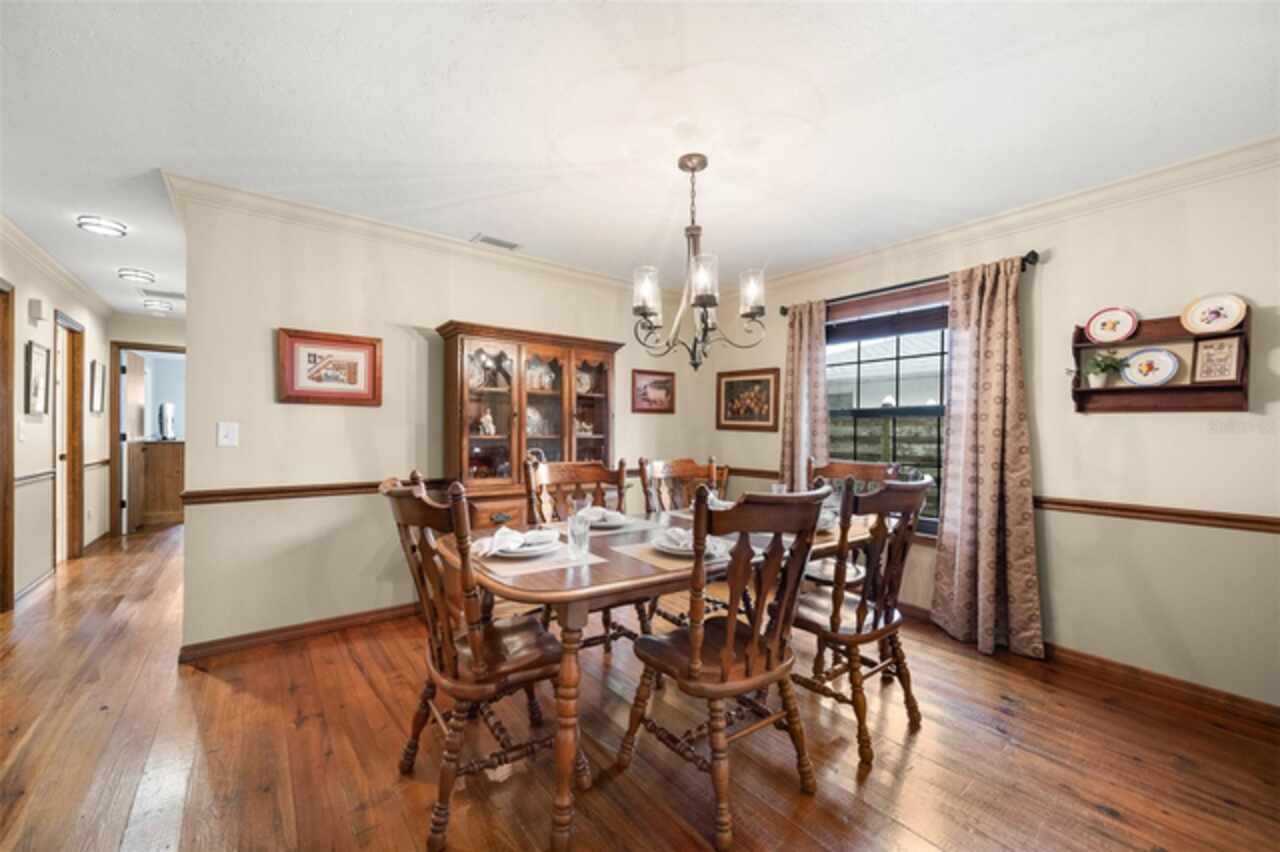 Listing Photo 8