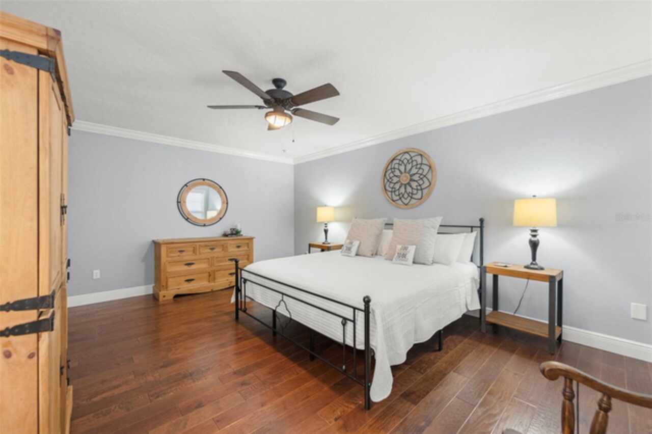 Listing Photo 12