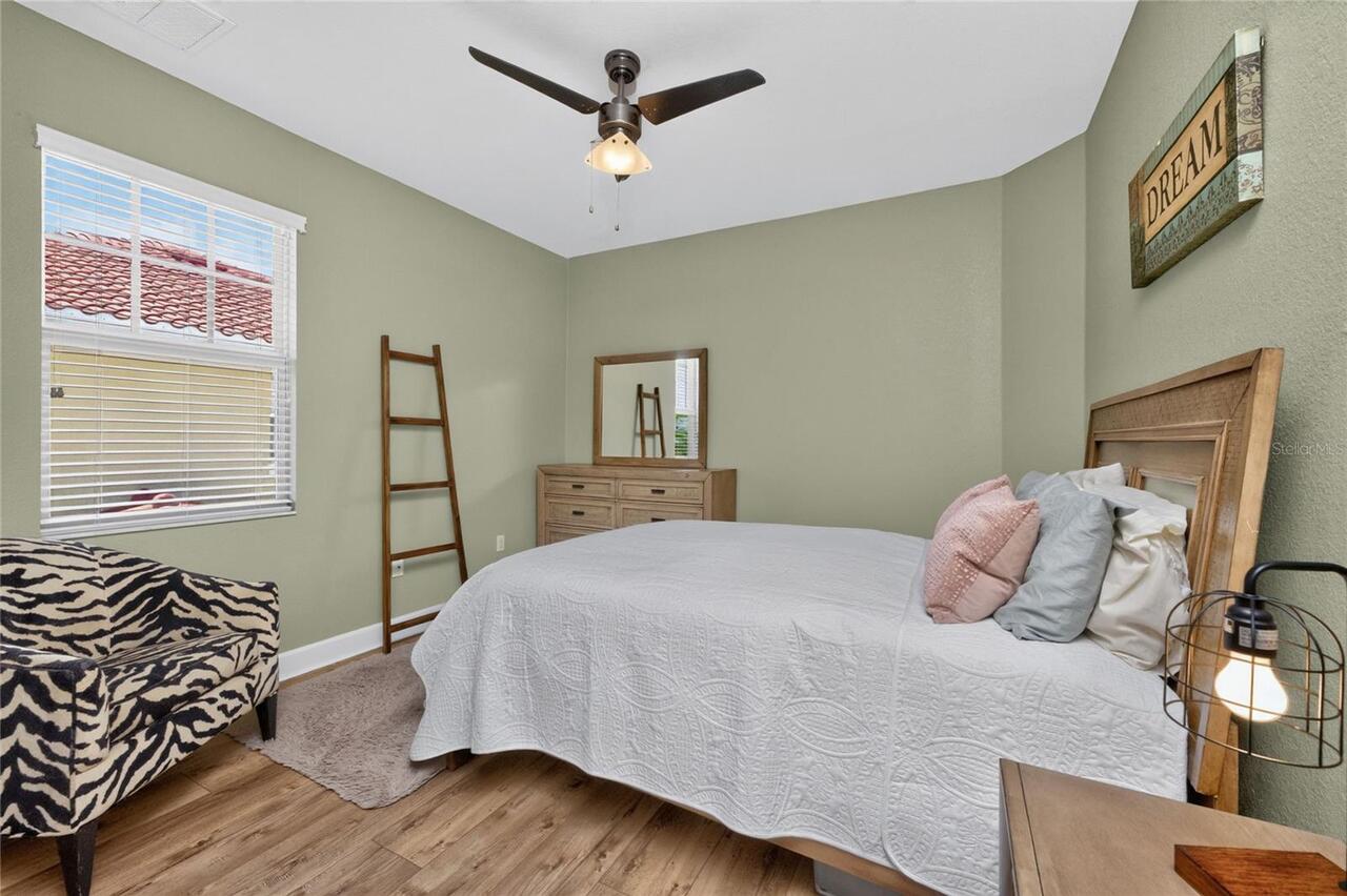 Listing Photo 28