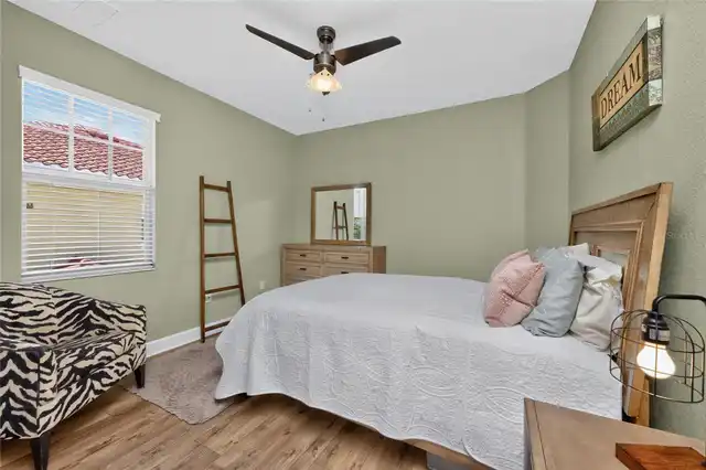 Listing Photo 28