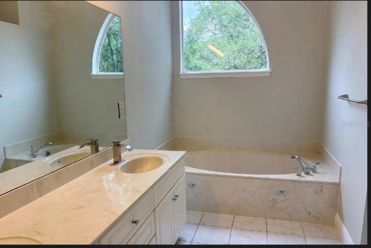 Listing Photo 20