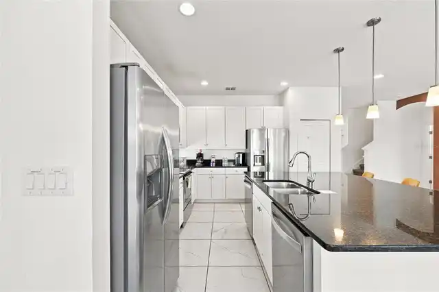 Listing Photo 19