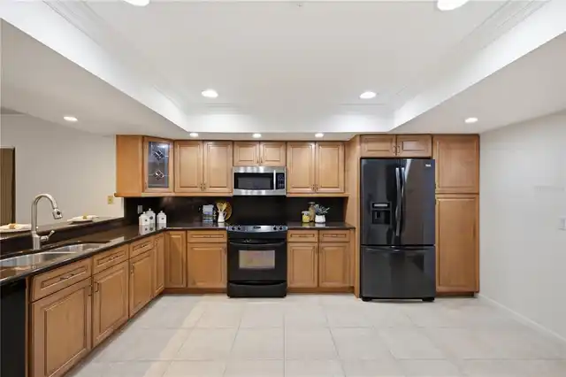 Listing Photo 9