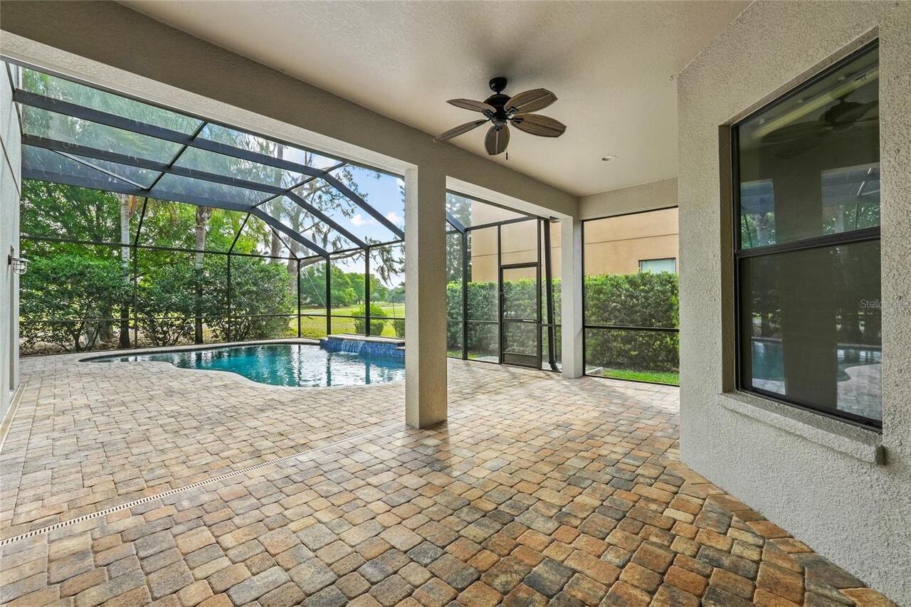 Listing Photo 10