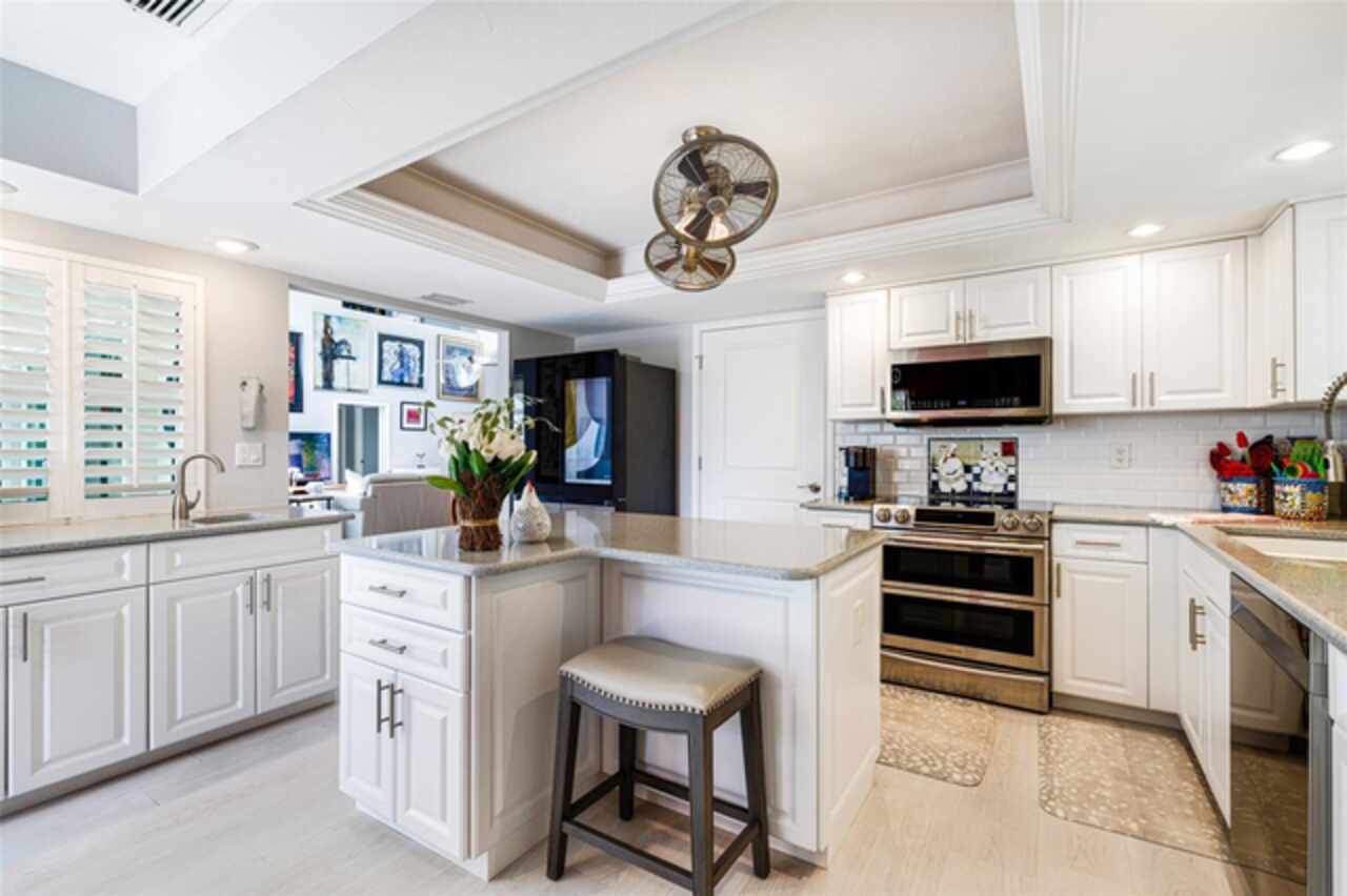 Listing Photo 10