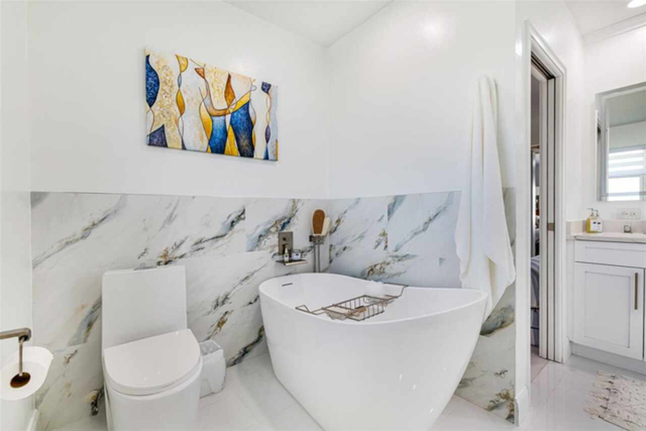 Listing Photo 23