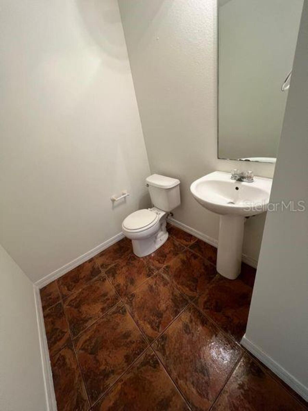 Listing Photo 8