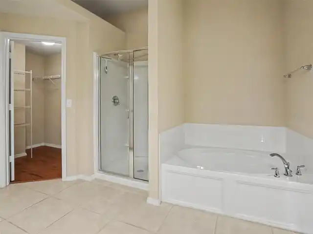 Listing Photo 16