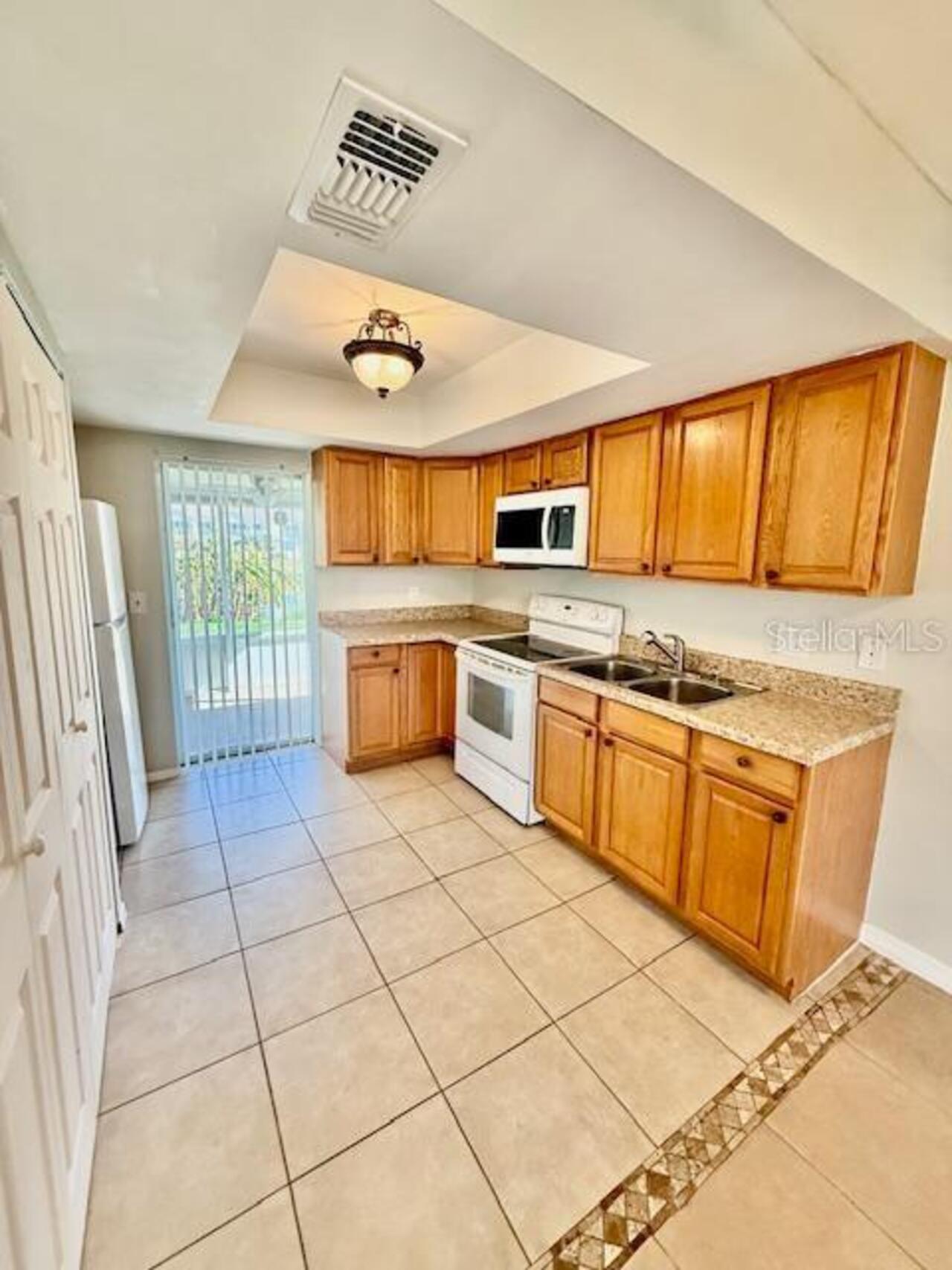 Listing Photo 7