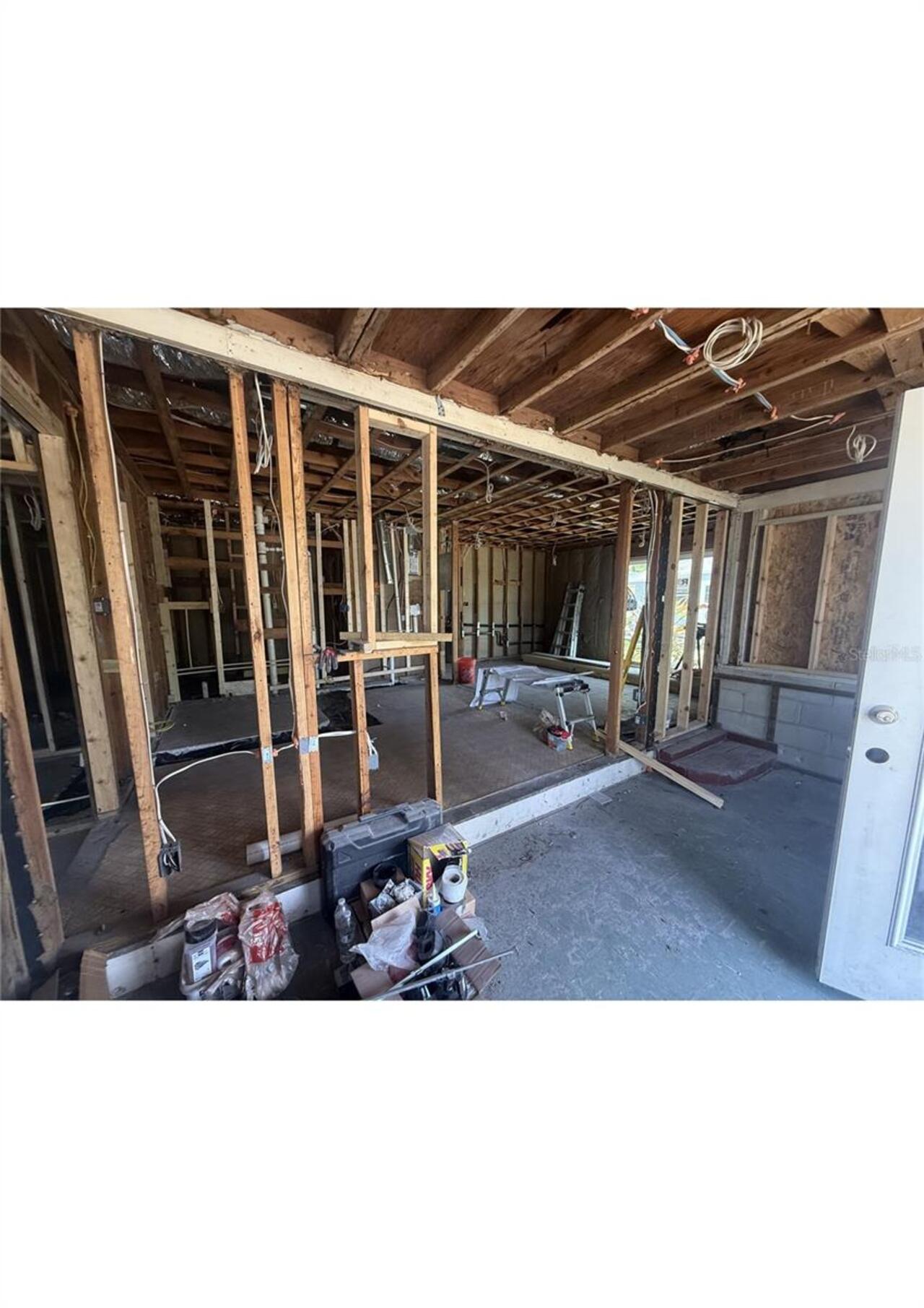 Listing Photo 6