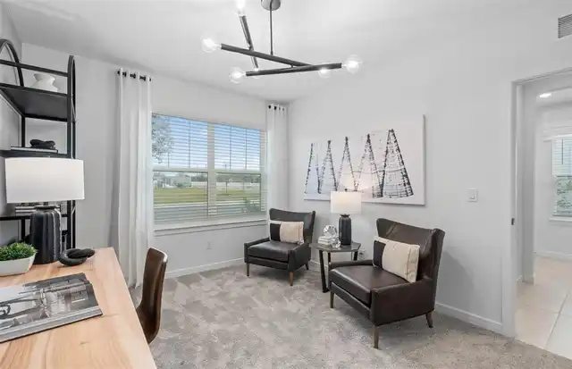 Listing Photo 18