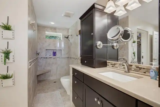 Listing Photo 43