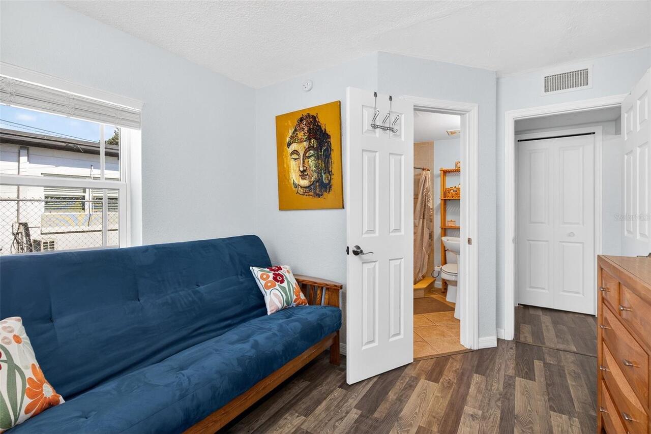 Listing Photo 7