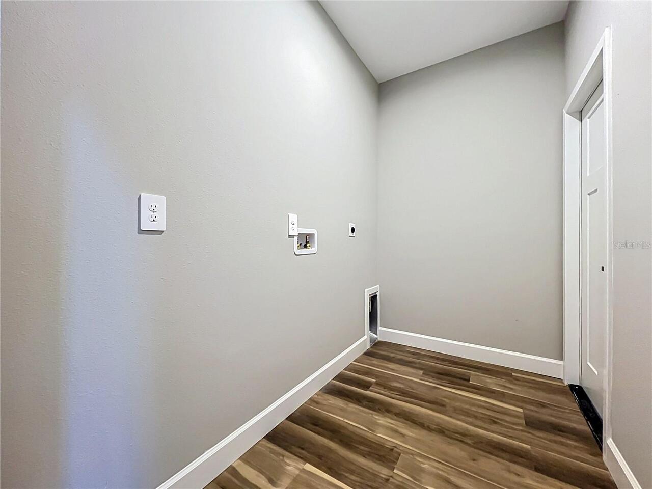 Listing Photo 43