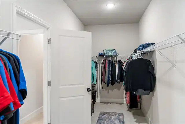 Listing Photo 10