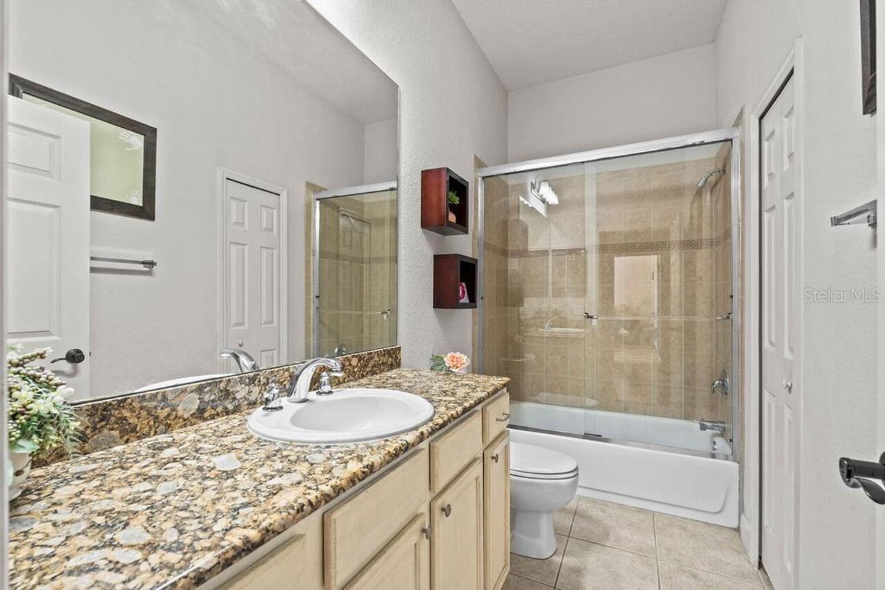 Listing Photo 9