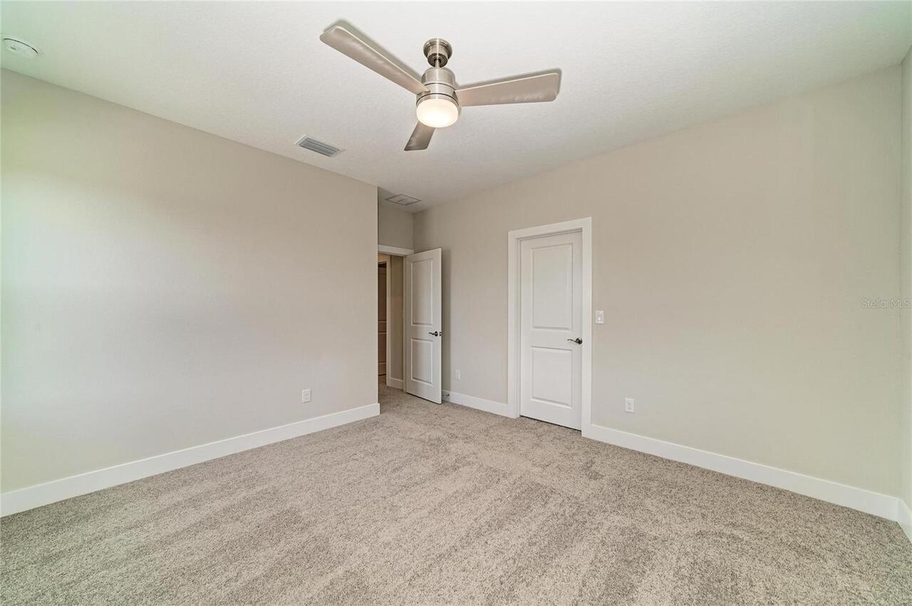 Listing Photo 33