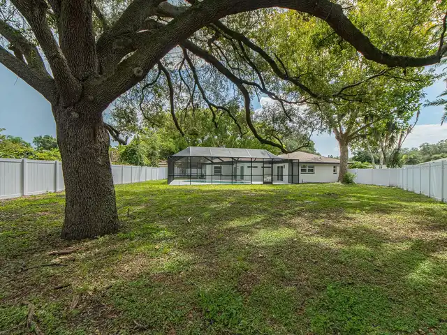 Listing Photo 38