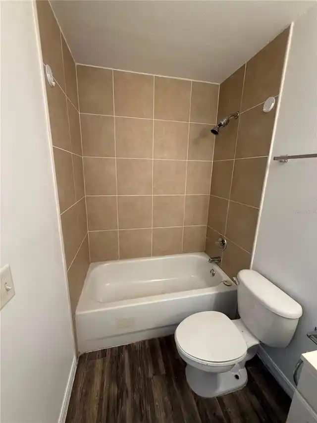 Listing Photo 16